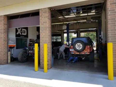 Zeus Off Road in Burnsville