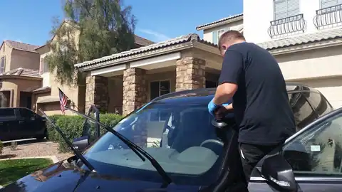 2 U Glass & Tint - S Alma School Rd in Chandler