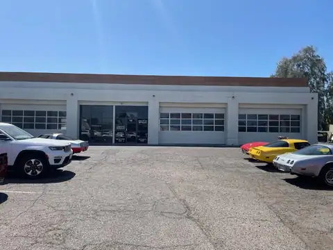 Bromley's Corvettes in Chandler
