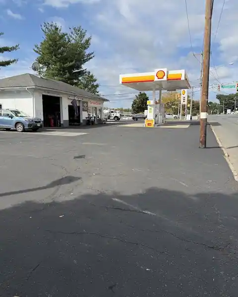 Fine Tune Automotive in Chatham Township