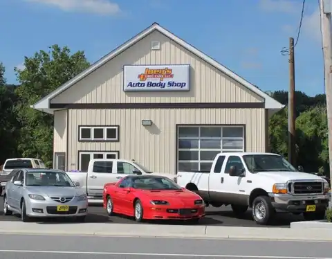 Joey's Auto Repair in Chestertown