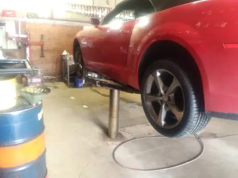 Huelsman Automotive Inc in Chickasaw