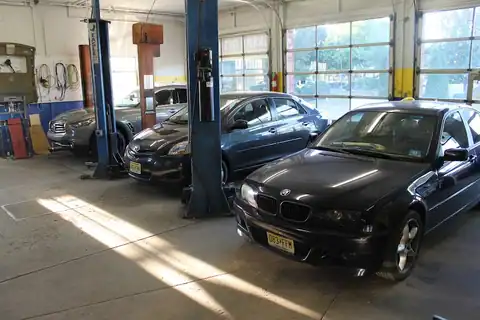 E & G Auto Repairshop in Colts Neck