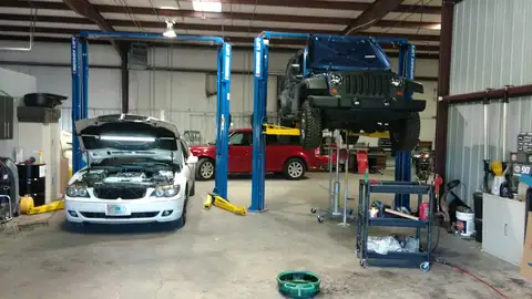Apollon Auto Repair in Cumming