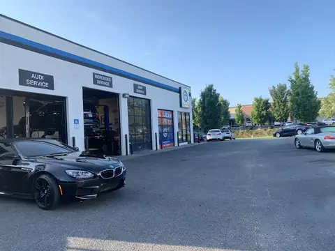 G2 Automotive in Cumming