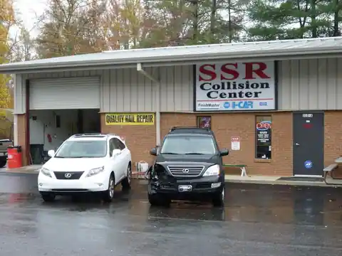 SSR Collision Center in Cumming