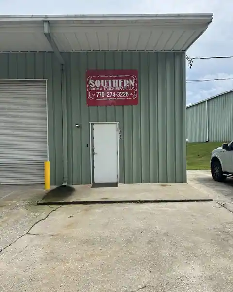 Souther Boom & Truck Repair LLC in Dallas
