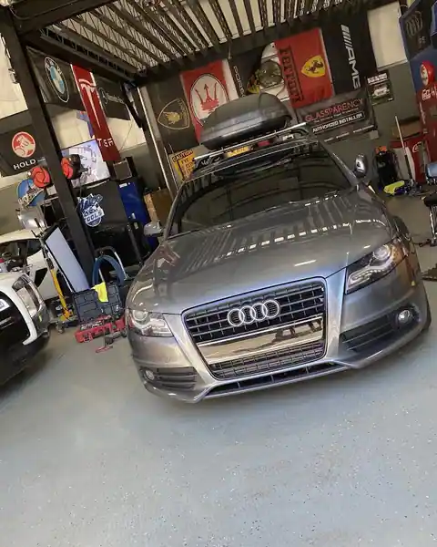 D Dents Professional Paintless Dent Repair in Danbury