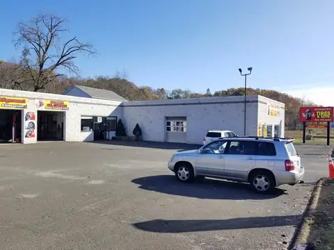 Danbury Tires & Auto in Danbury