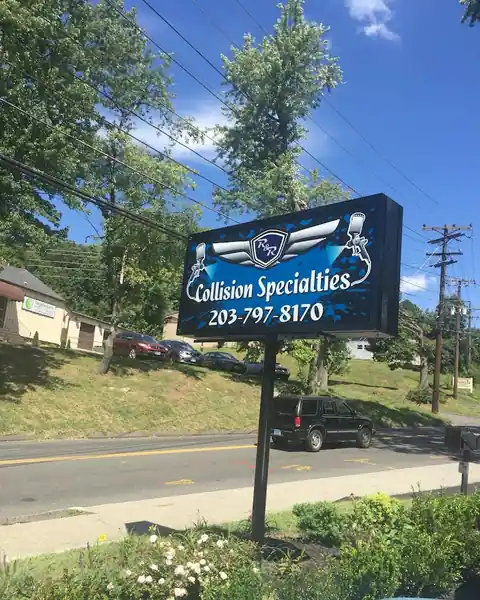 R & R Collision Specialties in Danbury