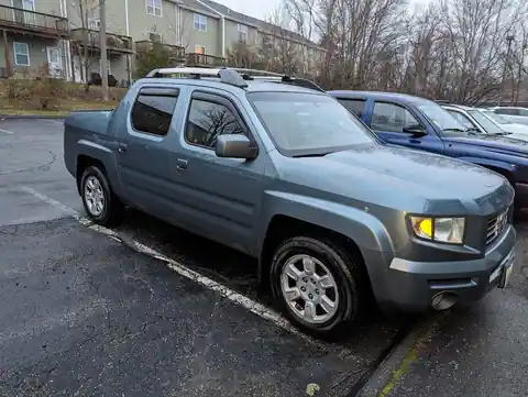 Red Line Auto, LLC in Danbury