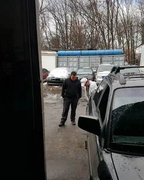 Yunior's Auto Repair in Danbury