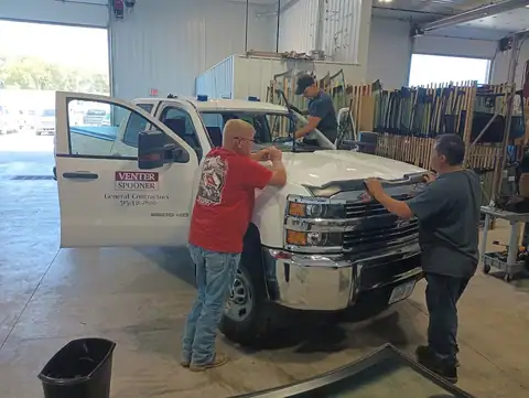 2020 Auto Glass in Des Moines