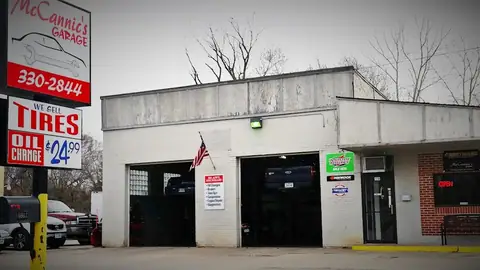 McCannic's Garage in Des Moines