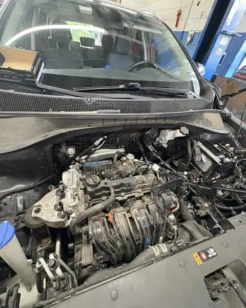 Salazar AutoRepair in Dover