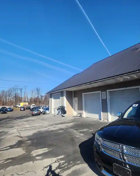 Joey auto llc in East Windsor