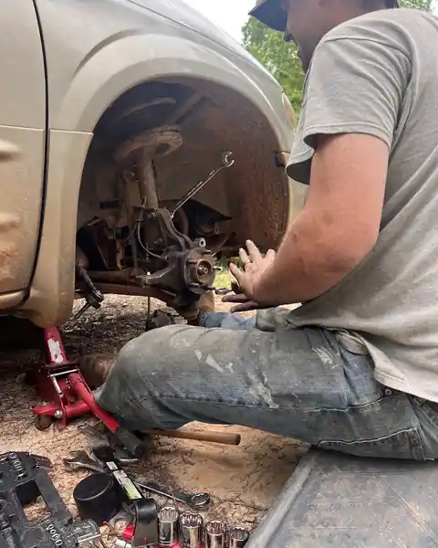 Alex’s Mobile Mechanic in Eatonton