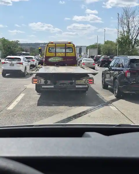 Criger's Towing Inc in Fairfield