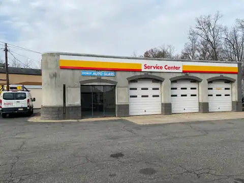 Premier Auto Glass in Fairfield