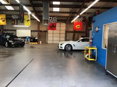 Impact Collision Shop in Fountain Hills