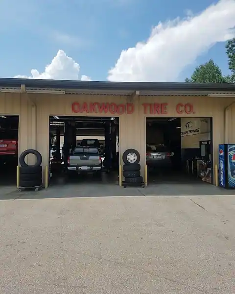 Oakwood Tire Co. in Gainesville