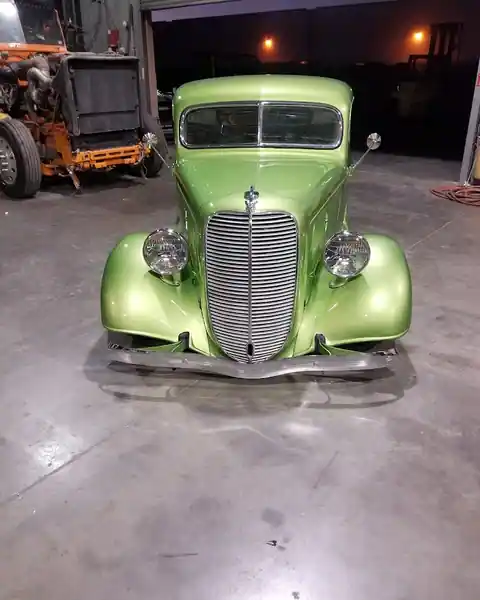 Yenlo Auto Werks in Goodyear