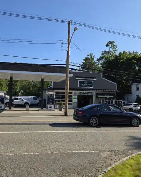 Green Village Garage in Green Village