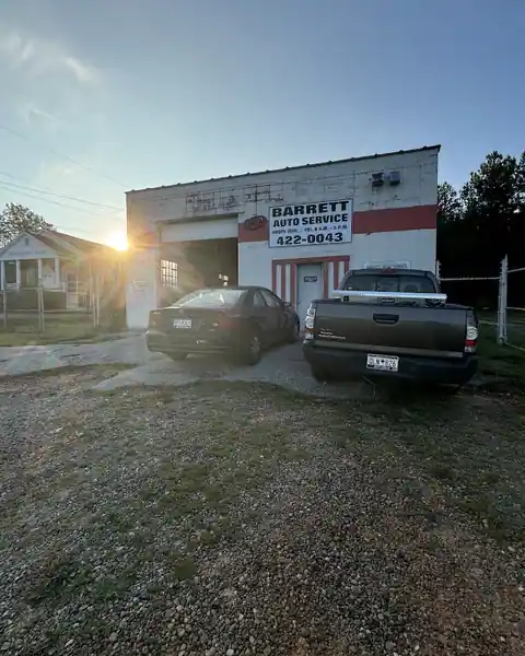 Barrett Auto Service in Greenville