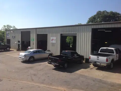 J & J Automotive LLC in Greenville