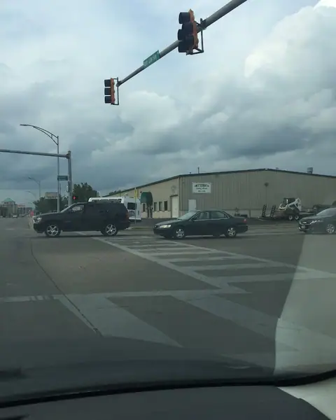 Hetterich's Auto Body Shop in Hamilton
