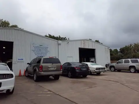 Advanced Auto Tech in Houston