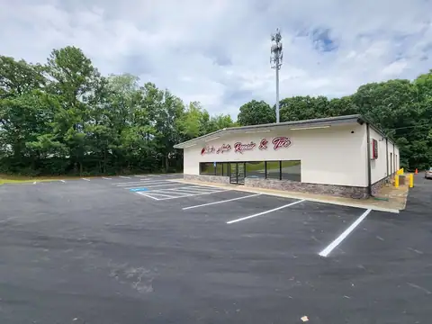 Chloe's Auto Repair and Tire Kennesaw in Kennesaw