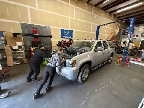 Revolution Auto Service of Kennesaw in Kennesaw