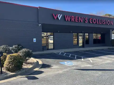 Wren's Collision of Kennesaw in Kennesaw