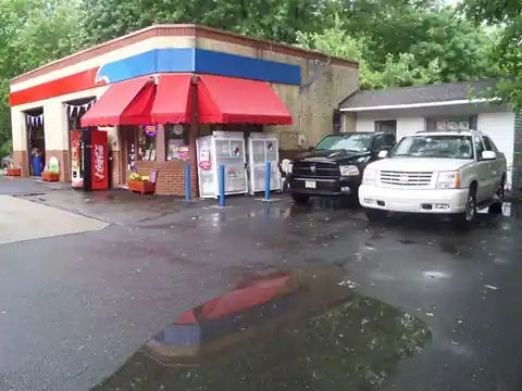 Al's Spirit Service Station in Lake Hopatcong