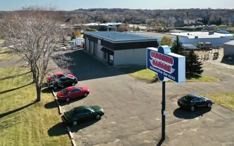 Gunner's Garage in Lakeville