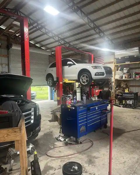 Robbys Automotive in Lakewood Ranch