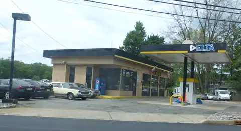 Landing Auto Center in Landing