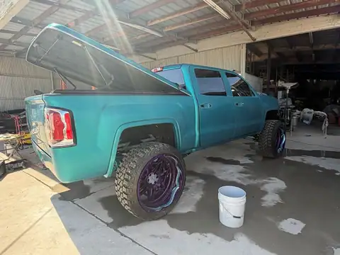 Valley Collision Repair, LLC in Laveen