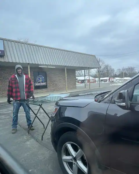 3A AutoGlass repair and replace in Lawrenceburg