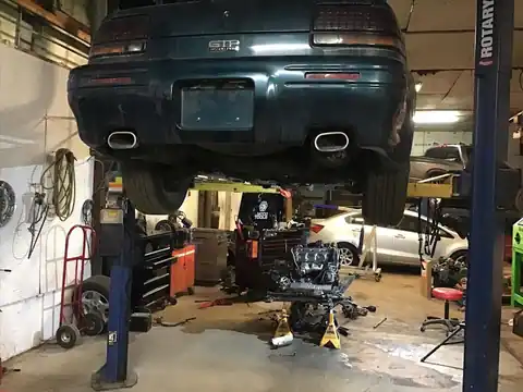 Brock's Auto Service in Lawrenceburg