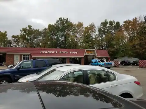 Stagers Auto Body in Lincoln Park