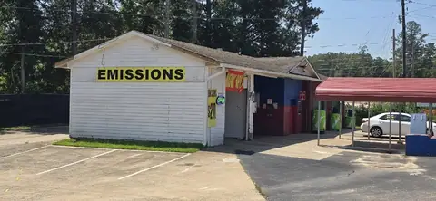 Pete's Emission /car wash/ tire shop in Lithia Springs