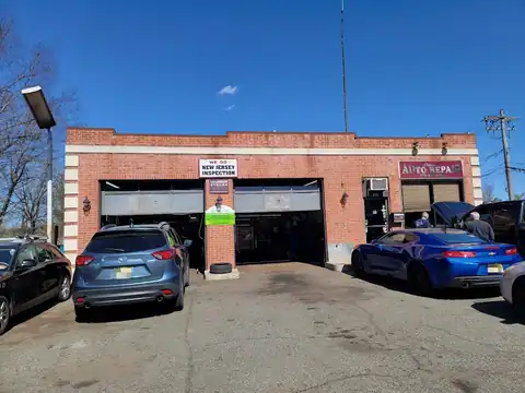 Dave's Auto Repair in Madison