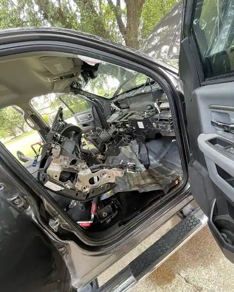 Cali The Mobile Mechanic in Mansfield