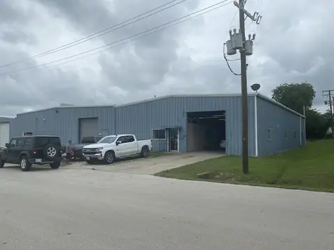 Lone Star Precision Collision Repair in Mansfield