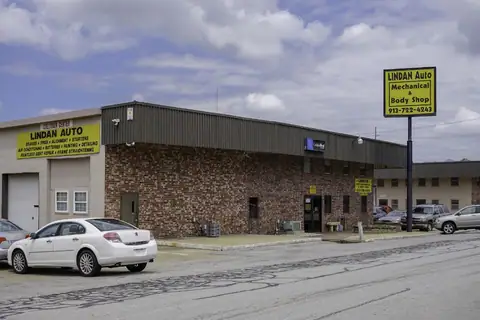 Lindan Auto Mechanical & Body Shop in Merriam