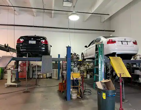 Wade's Automotive & Exhaust in Mesa