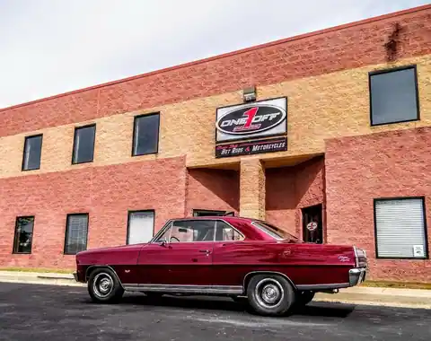 ONE OFF ROD & CUSTOM (Inc) in Middletown