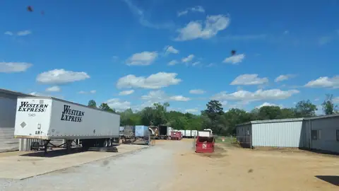 Trailer Service Inc. in Montgomery